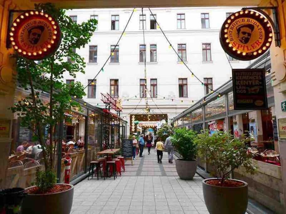 Gozsdu Top Suite Budapest Luaran gambar